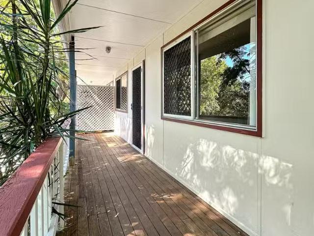 Rental! 1/25 Judith Street, BURNSIDE, QLD 4560 House for Rent