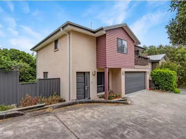 Rental! 1/274 Park Avenue, Kotara Townhouse for rent Listed b.