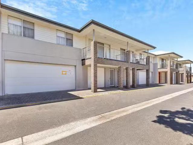 Cheap 12 Eden Lane, Andrews Farm, SA 5114