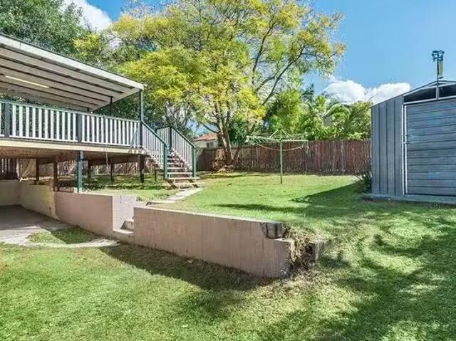 Deal! 12 Stuart Street, Woodridge, QLD 4114