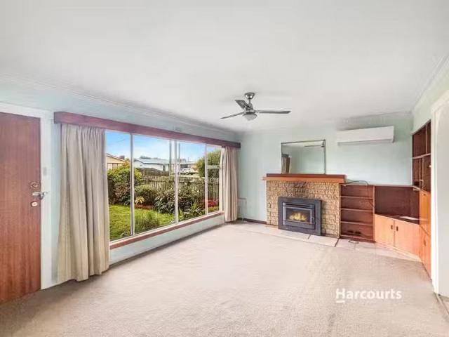 Just in! 12 Victoria Street, DEVONPORT, TAS 7310 House for R.