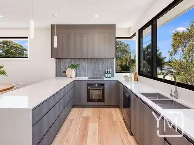 Just in! 1/33 Osprey Street, Caloundra, QLD 4551