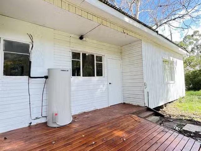 Cheap 1319 Main road, Eltham VIC 3095