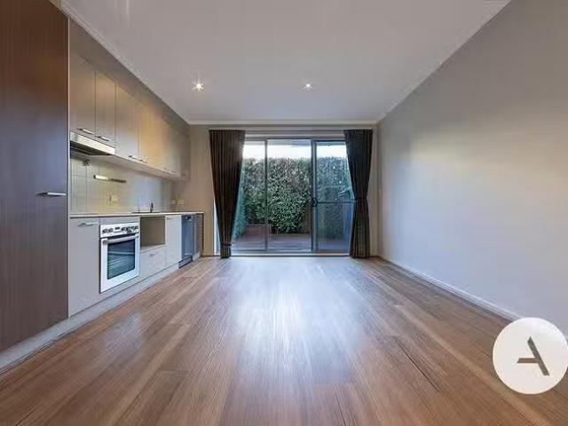 Rental! 13/20 Ijong Street, Braddon, ACT 2612