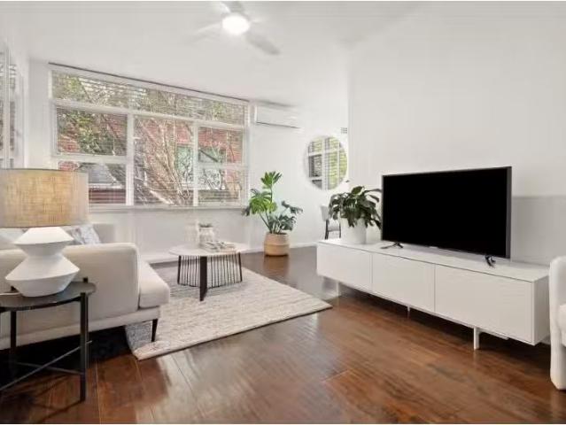 Unique 1/32 Serpentine Crescent, North Balgowlah Apartment for.