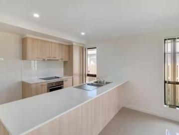 Cozy 1/38 Lacewing Street, Rosewood, QLD 4340