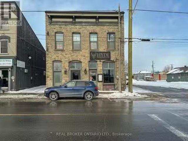 Charming 13 Clothier Street E, North Grenville, ON, K0G 1J0.