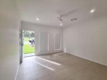 Tuggerah Lake, Jilliby, Wyong Region, Snapper Island