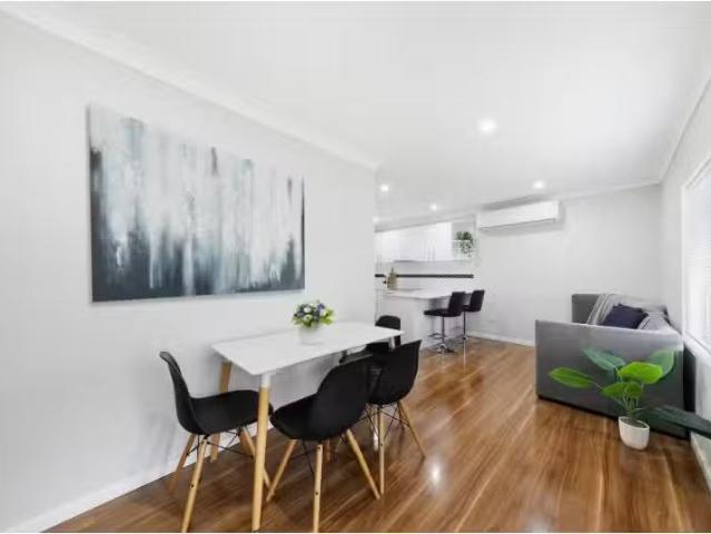 Deal! 13 Lindsay Street, Cessnock House for rent Listed by Le.