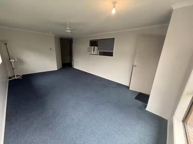 Unique 1/3 Rutherford Street, Kawana, QLD 4701