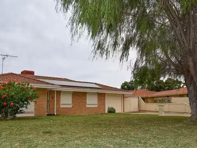 Nice 13 St Laurent Close, Greenfields, WA 6210