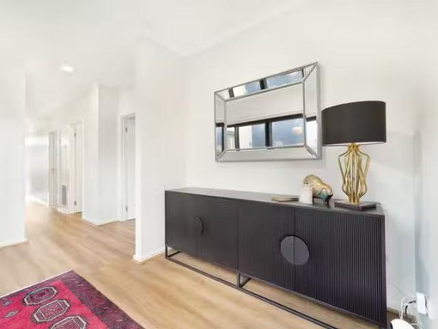 Cheap 1/3 Santander Crescent, POINT COOK, VIC 3030 House for.