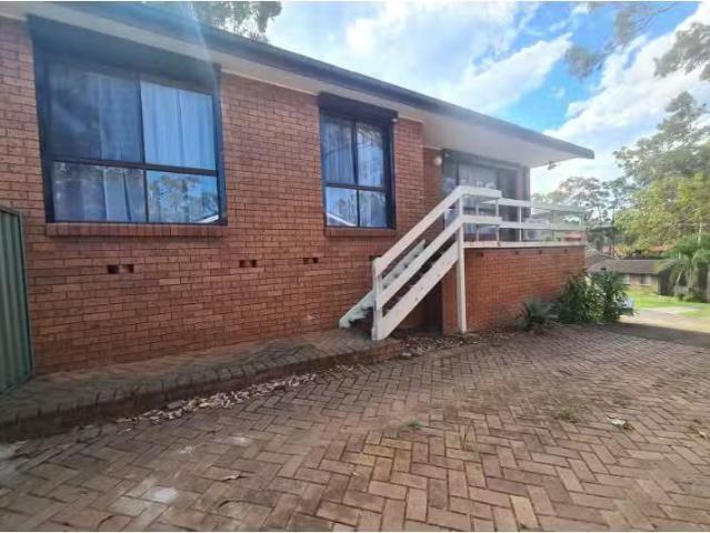 Cheap 13 Wakehurst Drive, Wyong House for rent Listed by Prop.