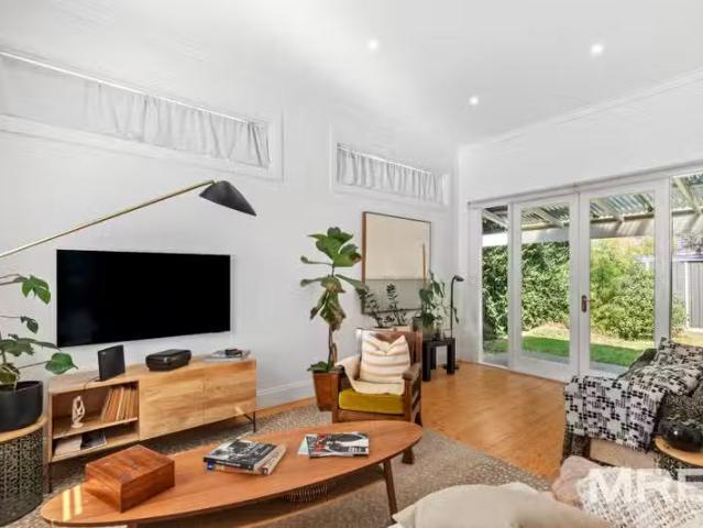 Just in! 13 Watson Grove, Glen Huntly VIC 3163