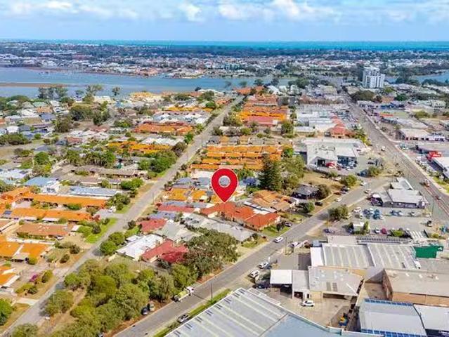 Just in! 13C Boundary Road, Dudley Park, WA 6210