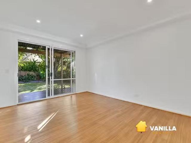 Rental! 13A Magnolia Drive, Southport, QLD 4215
