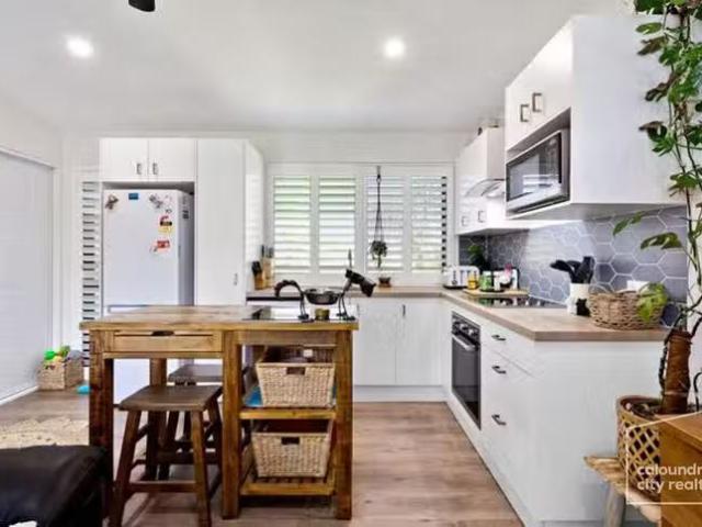 Nice 13B Matilda Crescent, Battery Hill, QLD 4551