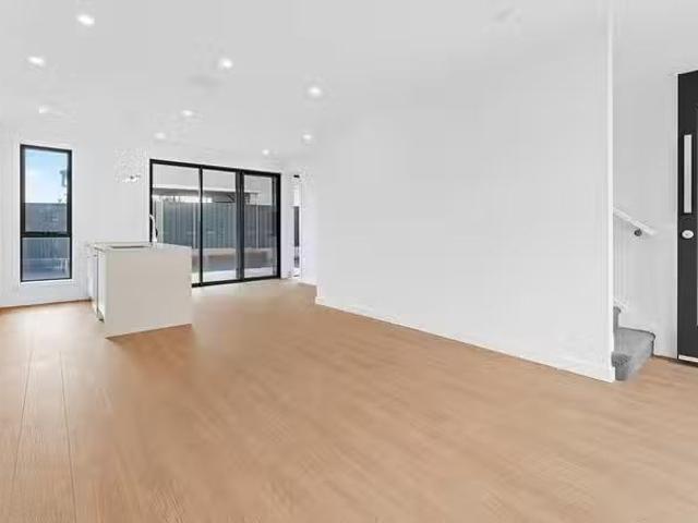 Cheap 1 & 3/4 Grove Street, Modbury, SA 5092