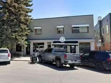 Parkdale, Calgary, Calgary, Alberta - Parking
