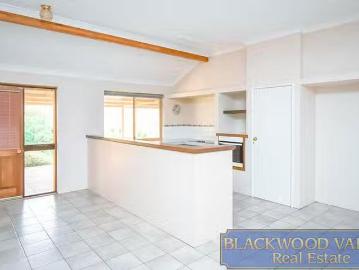 Cozy 1 Cutmore Crescent, Bridgetown, WA 6255