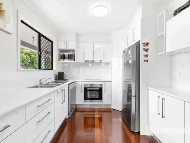 Cheap 1 Aberdeen Avenue, MARYBOROUGH, QLD 4650 House for Rent