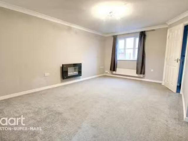 Just in! 1 BA 3 bedroom end of terrace house for rent in Walke.