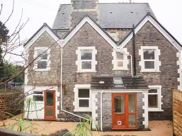 Deal! 1 BA 3 bedroom house for rent in Lower Linden Road, Clev.