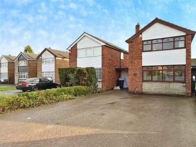 Deal! 1 BA 3 bedroom link detached house for rent in Coventry.