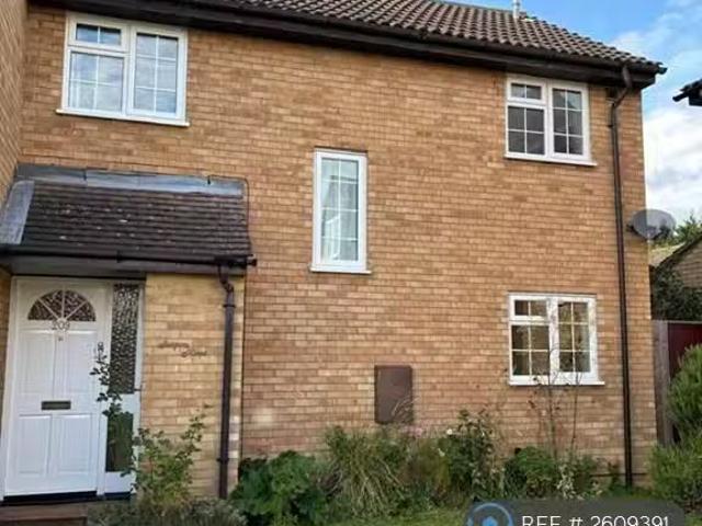 For Rent! 1 BA 3 bedroom semi detached house for rent in The R.