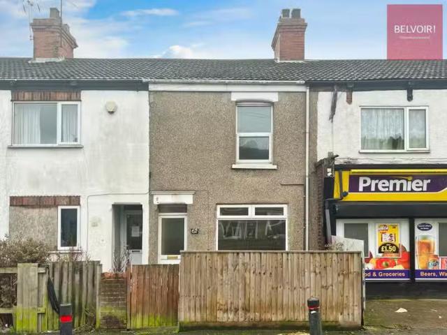 Cozy 1 BA 3 bedroom terraced house for rent in Wintringham Roa.