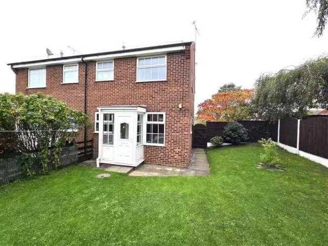 Cheap 1 BA 1 bedroom cluster house for rent in Ashworth Cresce.
