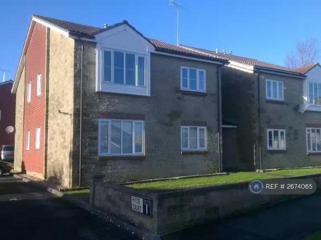 Rental! 1 BA 1 bedroom flat for rent in Hyde Court, Yeovil, BA21