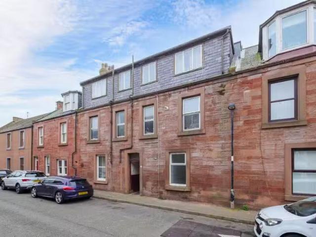 Unique 1 BA 1 bedroom flat for rent in John Street, Arbroath.