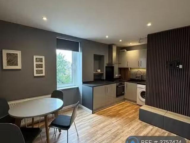 Unique 1 BA 1 bedroom flat for rent in North Junction Street.