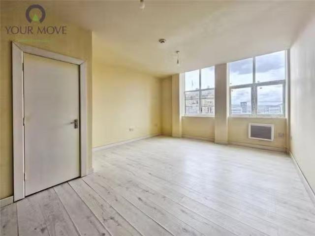 Cheap 1 BA 1 bedroom flat for rent in North Street, Keighley.