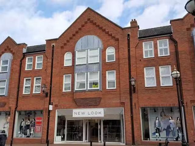 Unique 1 BA 1 bedroom flat for rent in Scotch Street, Carlisle.