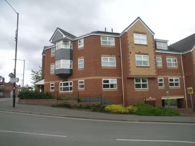 Nice 1 BA 1 bedroom flat for rent in Pickering Lodge, Chapel E.