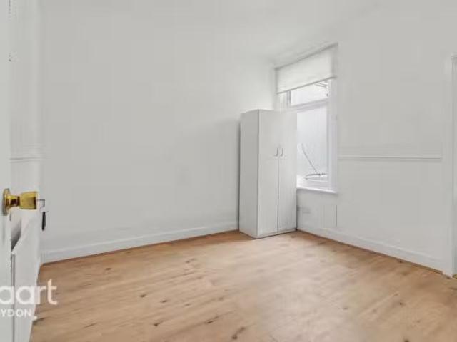 Cozy 1 BA 1 bedroom house share for rent in Lenham Road, THORN.