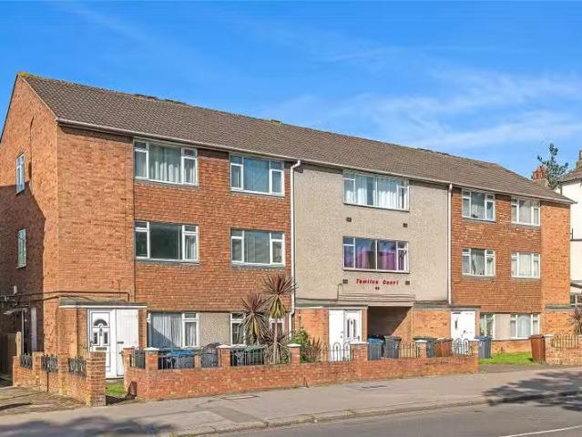 New 1 BA 1 bedroom property to let in South Norwood Hill, Lond.