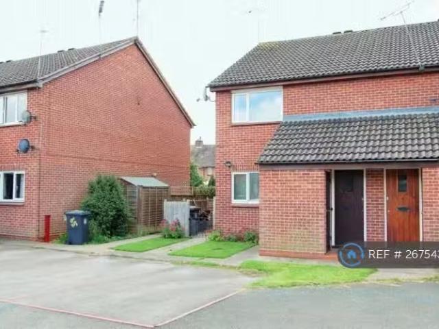 Cozy 1 BA 1 bedroom terraced house for rent in Seymour Road, A.