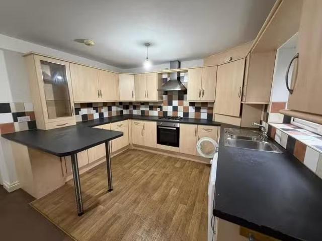 New 1 BA 2 bedroom apartment for rent in Lime House, Lime Walk.