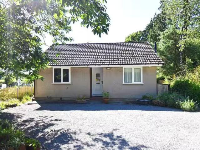 Rental! 1 BA 2 bedroom bungalow for rent in Sandriggs, Greysou.