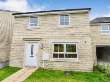 Just in! 1 BA 2 bedroom detached house for rent in Billets Ave.