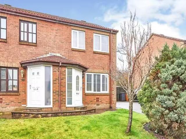 Rental! 1 BA 2 bedroom semi detached house for rent in Holly B.