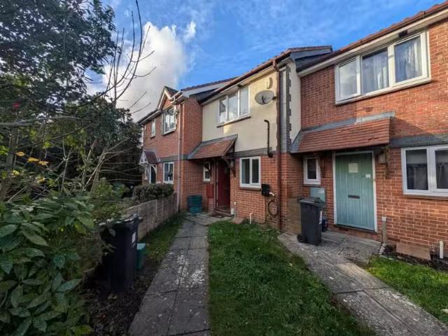 Just in! 1 BA 2 bedroom terraced house for rent in Wheatfield.