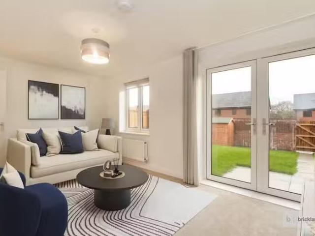 Unique 1 BA 4 bedroom house for rent in Gainsborough Avenue, B.