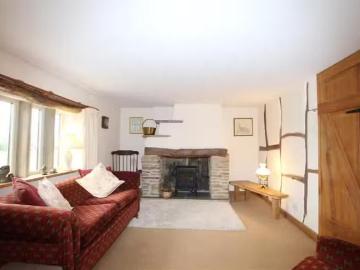 For Rent! 1 bedroom cottage for rent in Cliffe Lane, Gomersal.