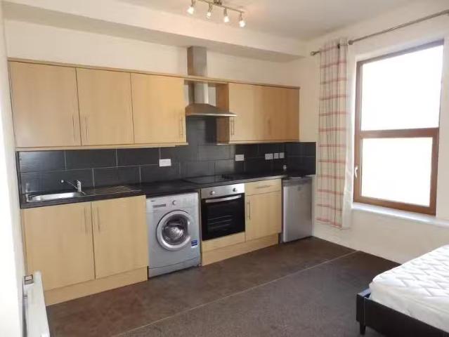 Nice 1 bedroom flat for rent in Briggate, Shipley, West Yorksh.
