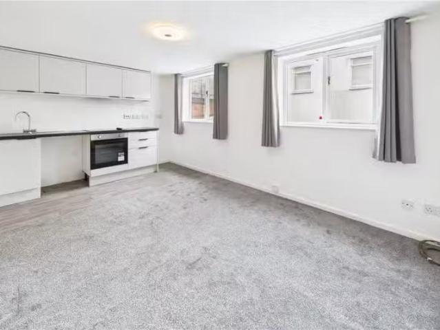 Nice 1 bedroom flat for rent in Coombend, Radstock, Somerset.