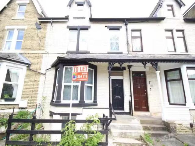 Cozy 1 bedroom house share for rent in Pemberton Drive,,, BD7